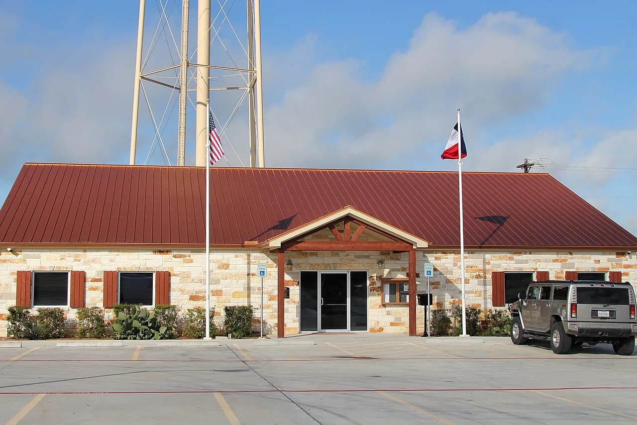 Jarrell City Hall as photographed in 2015.