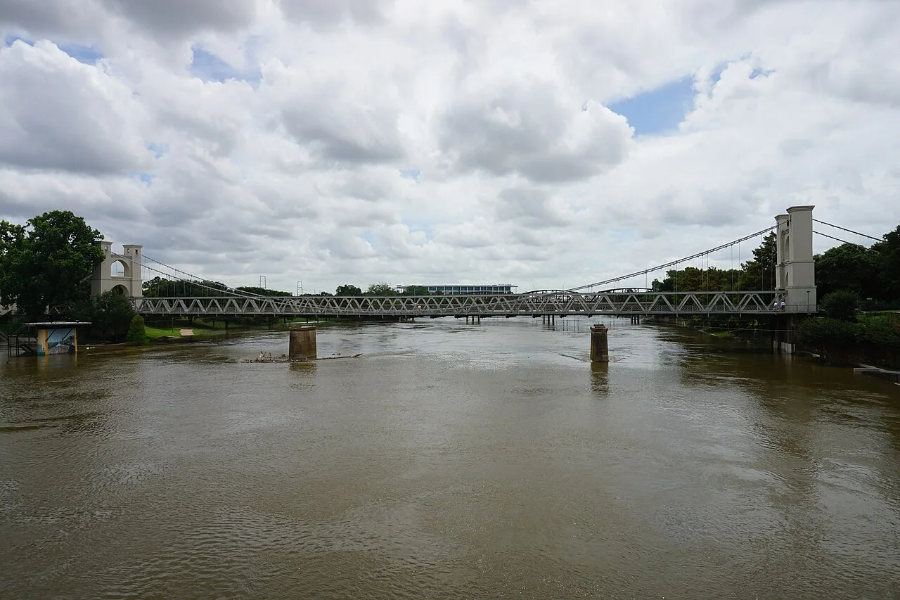 Waco Suspension Bridge over the Brazos River, 2016.