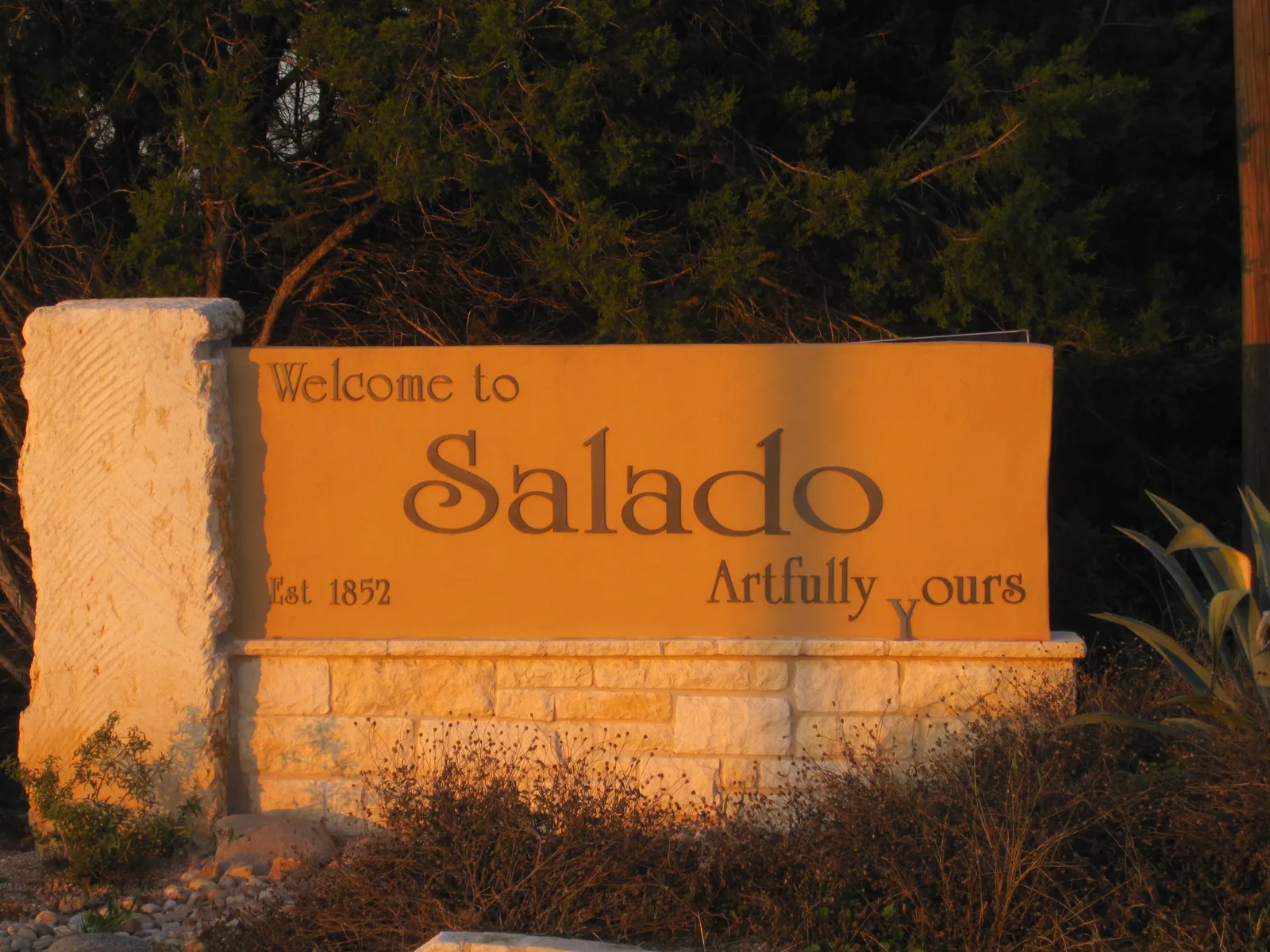Salado welcome sign, photographed in 2009.